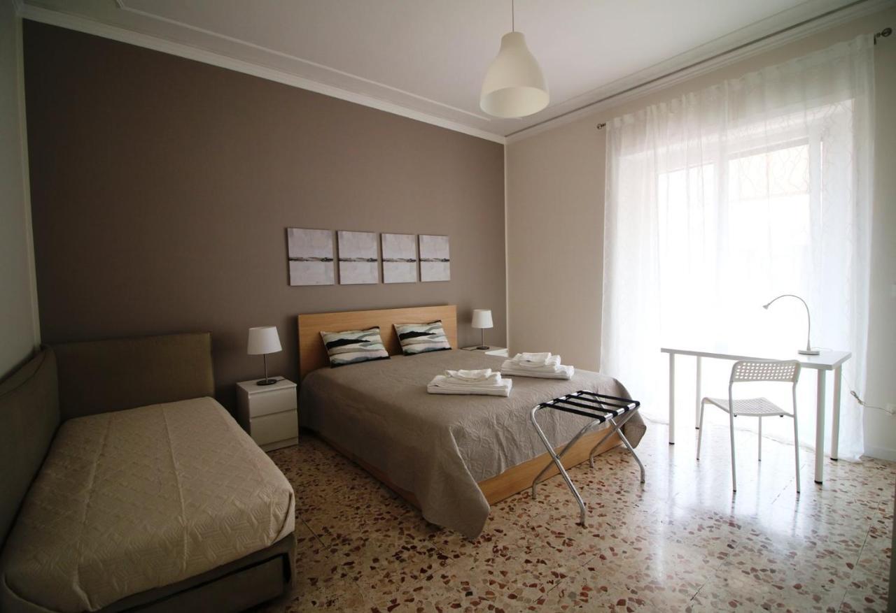 Giuffrida Apartment Rooms 卡塔尼亚 外观 照片