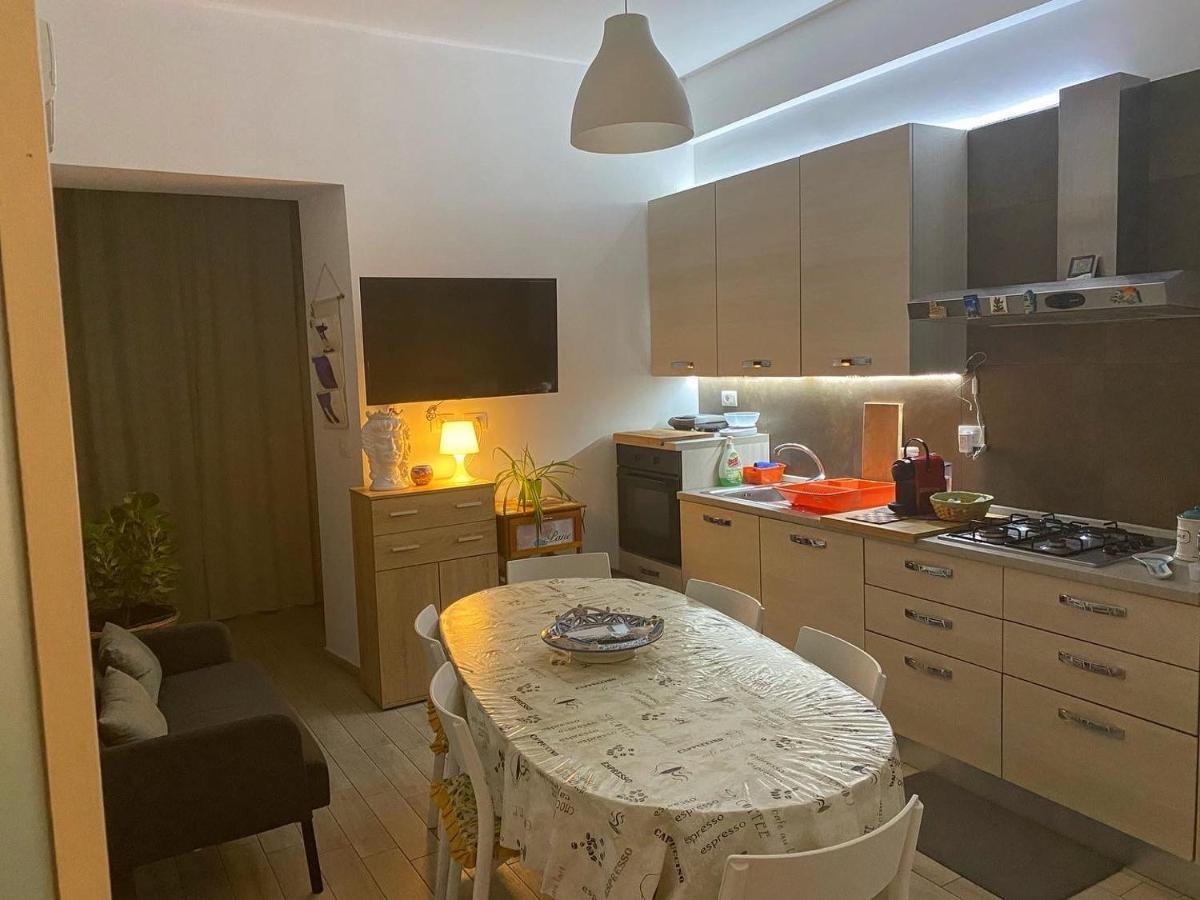 Giuffrida Apartment Rooms 卡塔尼亚 外观 照片
