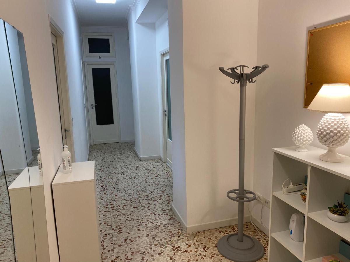 Giuffrida Apartment Rooms 卡塔尼亚 外观 照片