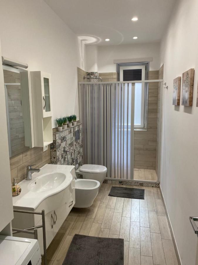 Giuffrida Apartment Rooms 卡塔尼亚 外观 照片