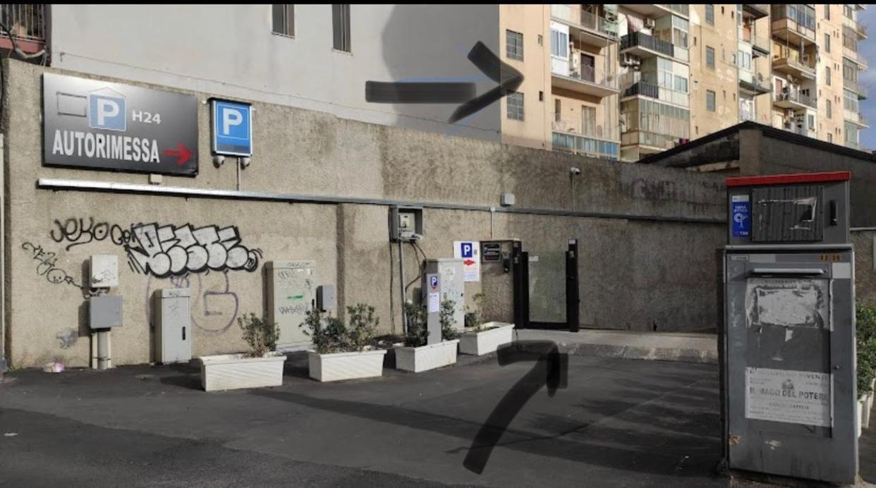 Giuffrida Apartment Rooms 卡塔尼亚 外观 照片