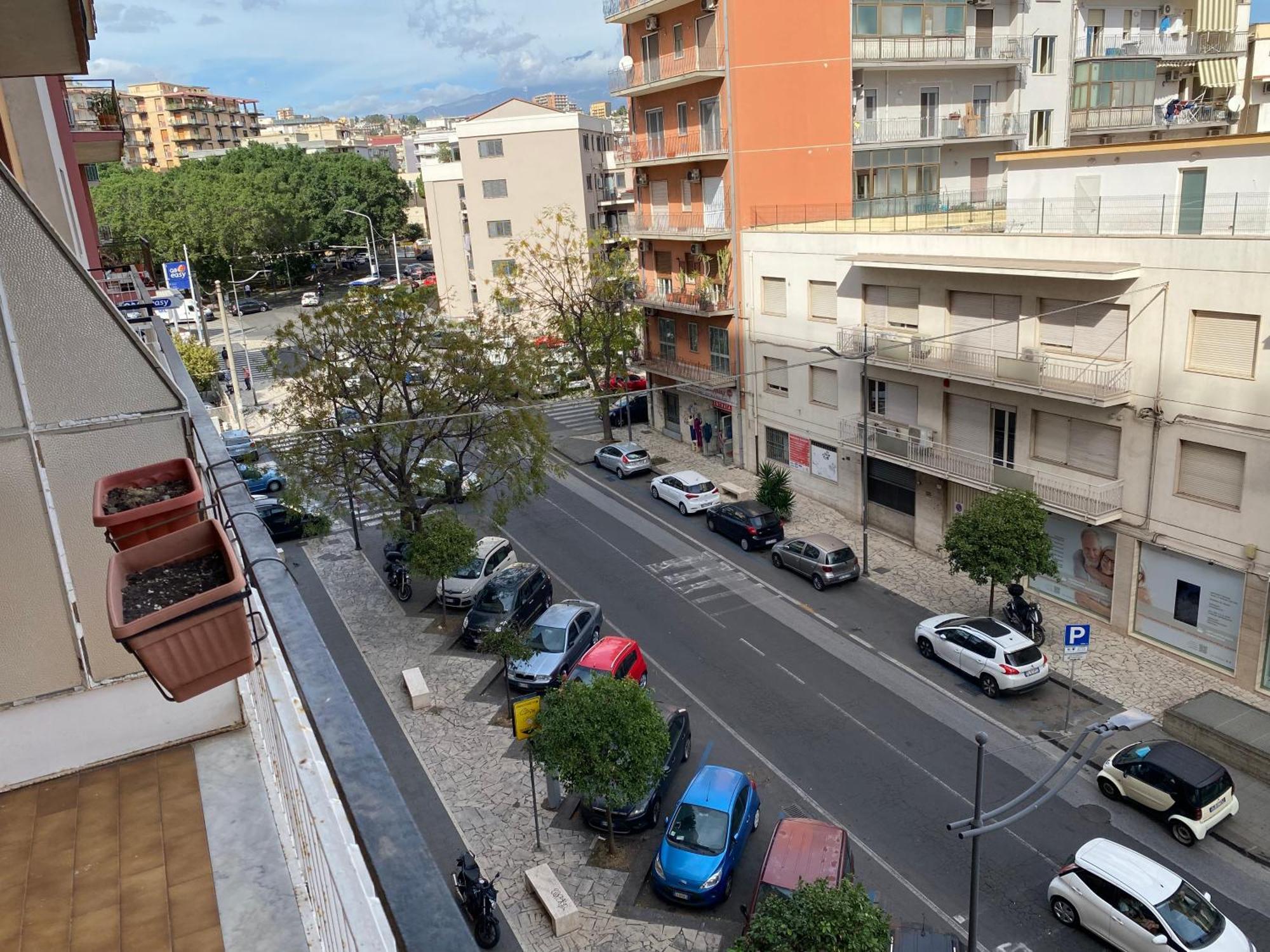 Giuffrida Apartment Rooms 卡塔尼亚 外观 照片
