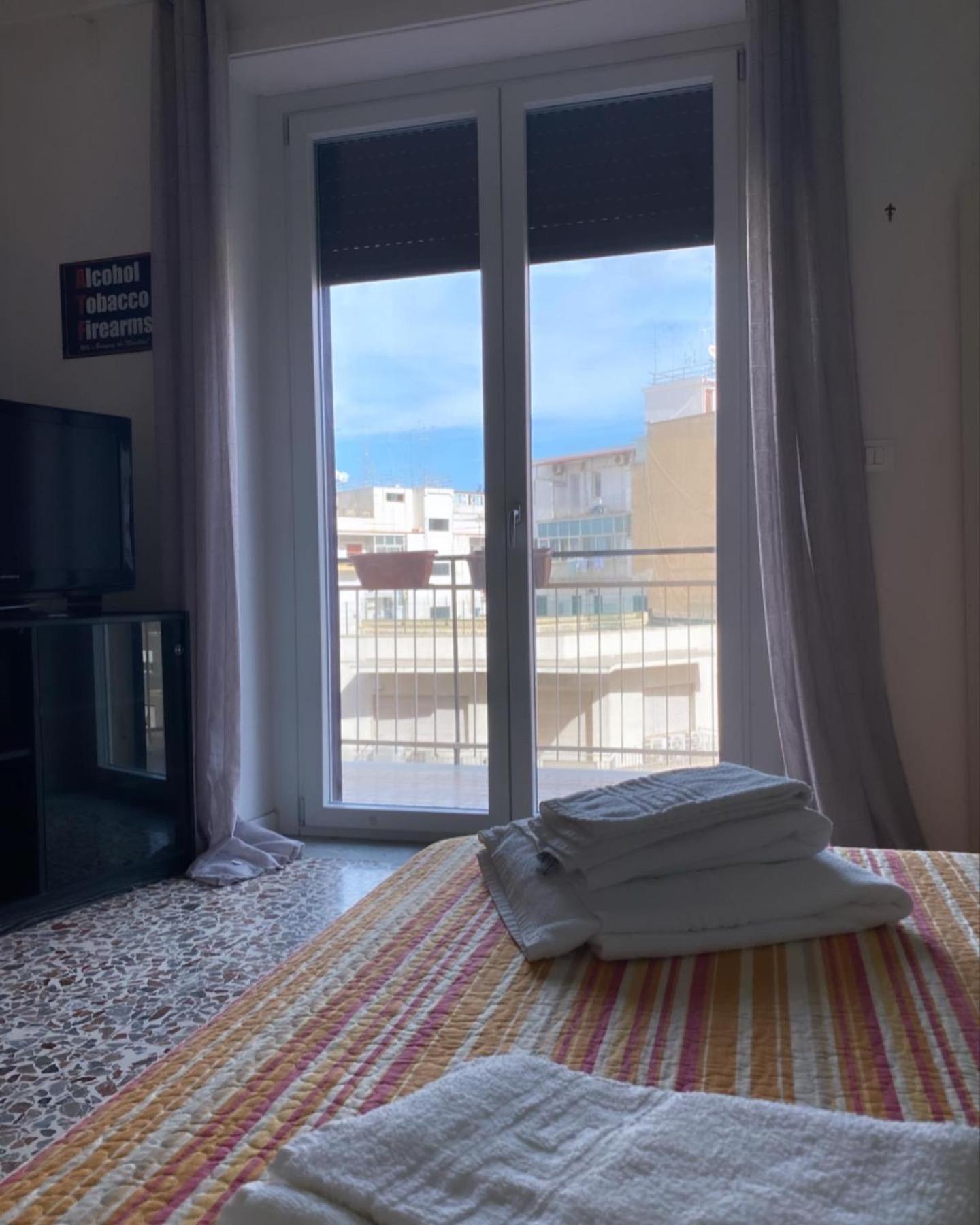 Giuffrida Apartment Rooms 卡塔尼亚 外观 照片