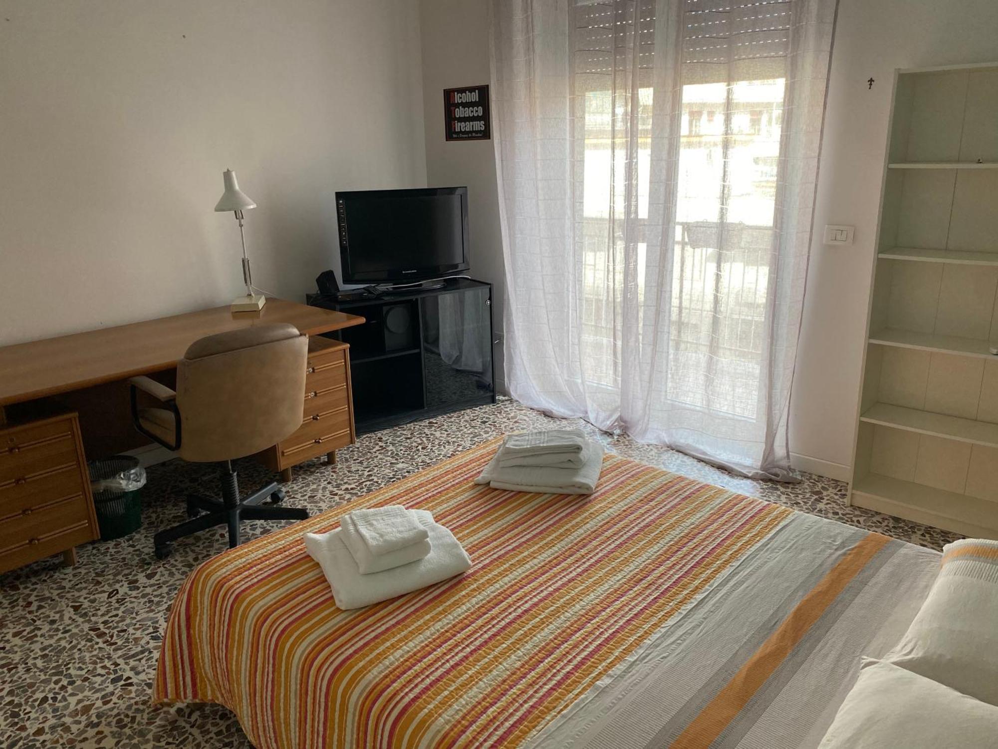 Giuffrida Apartment Rooms 卡塔尼亚 外观 照片
